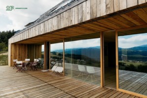 Serramenti-in-legno-2F-Villa-privata-Altopiano-di-Asiago-Roana-Vicenza 13