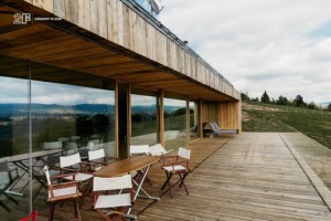 Serramenti-in-legno-2F-Villa-privata-Altopiano-di-Asiago-Roana-Vicenza 14