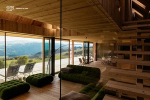 Serramenti-in-legno-2F-Villa-privata-Altopiano-di-Asiago-Roana-Vicenza 23