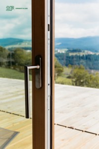 Serramenti-in-legno-2F-Villa-privata-Altopiano-di-Asiago-Roana-Vicenza 27