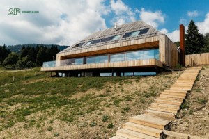 Serramenti-in-legno-2F-Villa-privata-Altopiano-di-Asiago-Roana-Vicenza 3