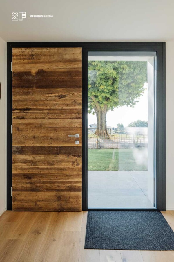 Porte d'ingresso in legno 2F - Come scegliere il modello giusto per la propria casa? - 1